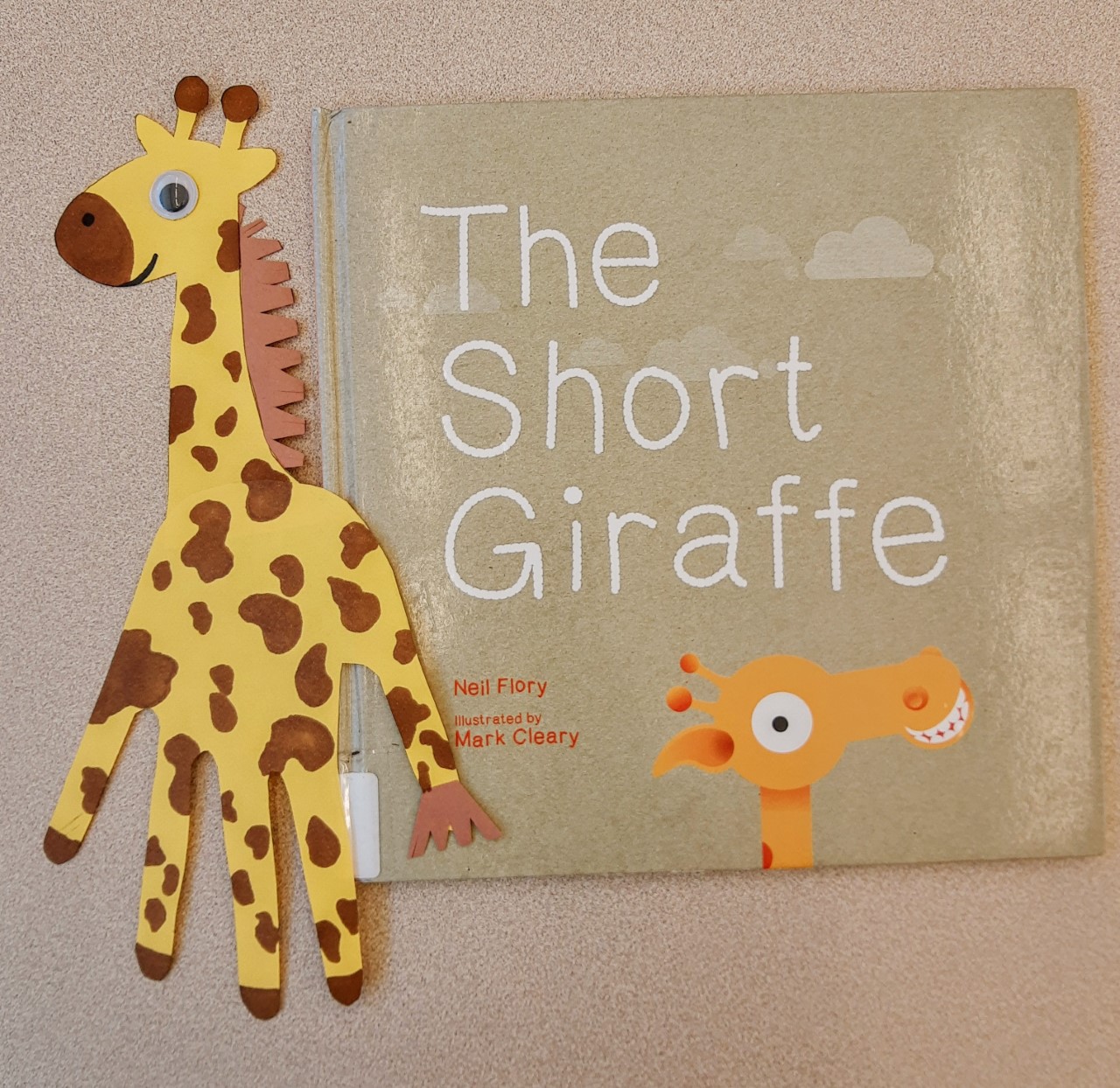 Giraffe craft and book